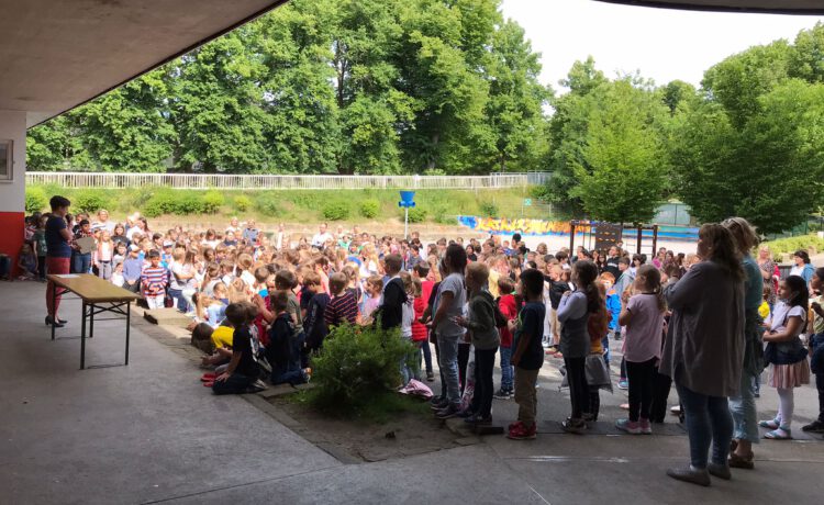 Ehrenurkunden