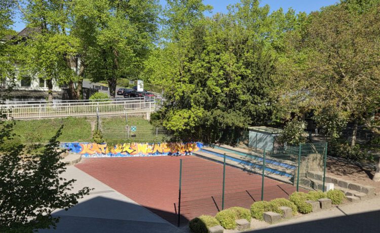 Der neue Fußballplatz ist startklar!
